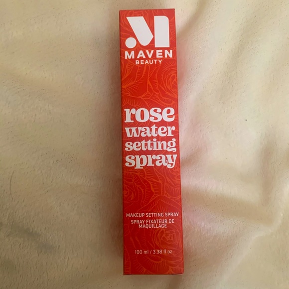 Maven Beauty rose water setting spray - Picture 1 of 2